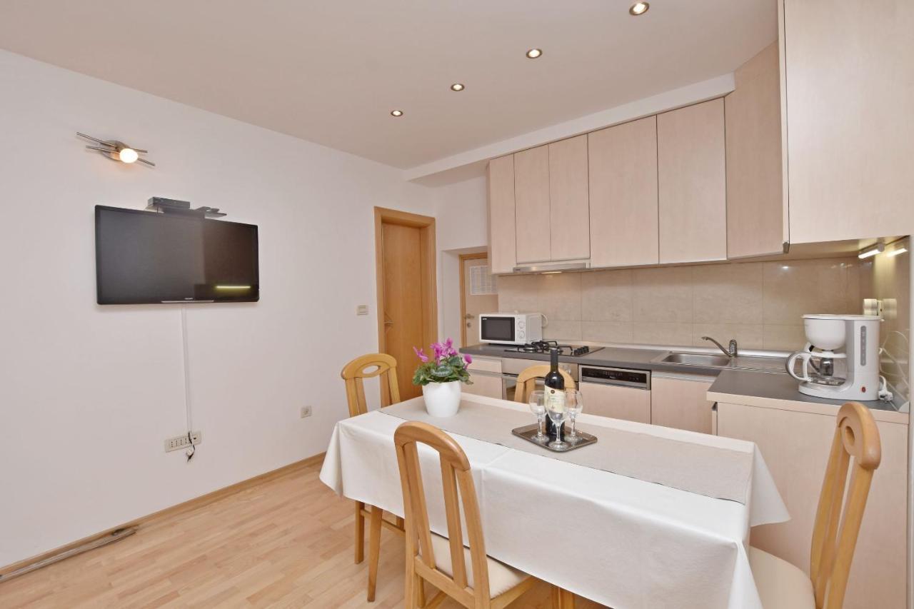 Apartment Mate Omiš Dış mekan fotoğraf