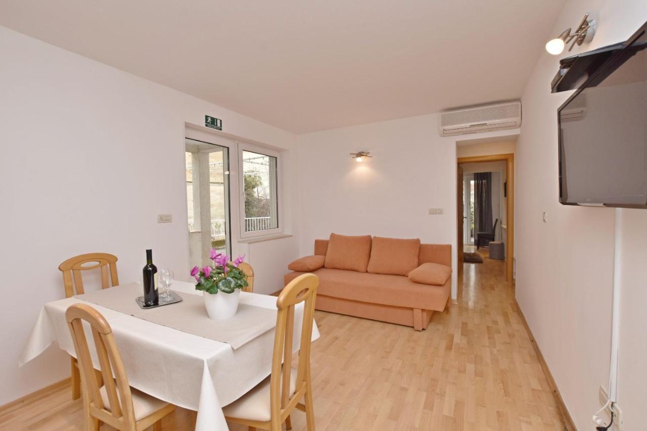 Apartment Mate Omiš Dış mekan fotoğraf