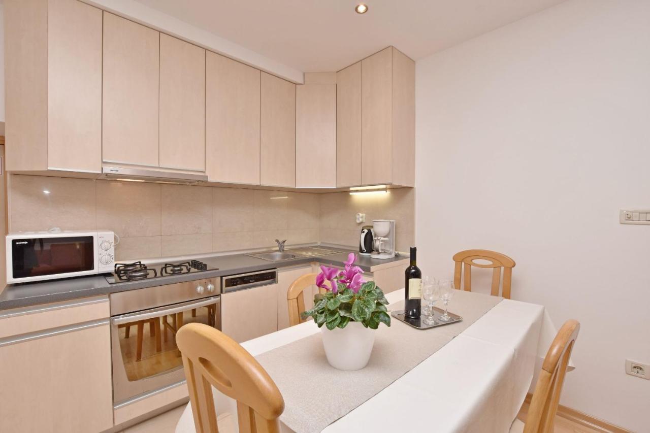 Apartment Mate Omiš Dış mekan fotoğraf